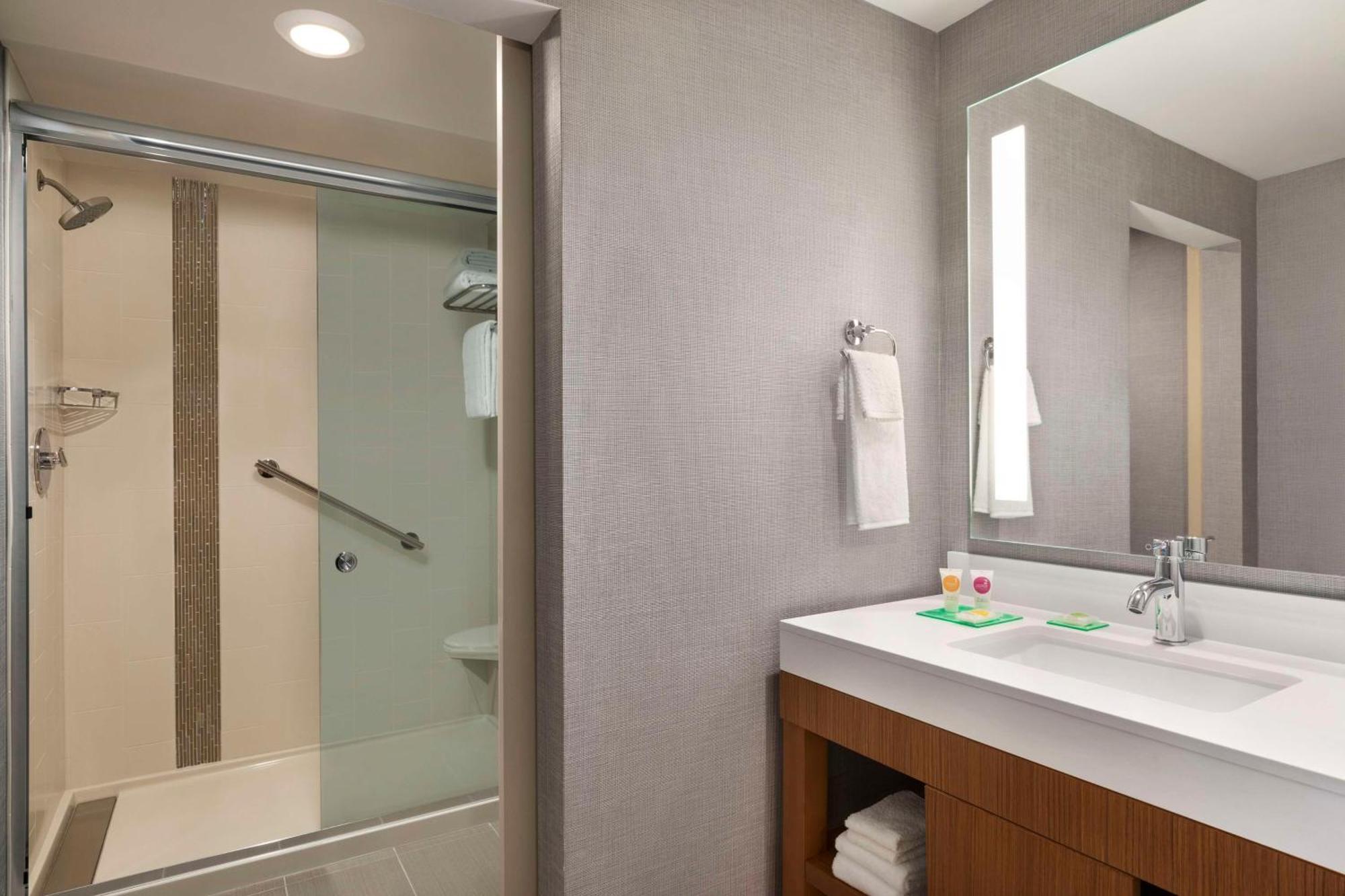 Hyatt Place Virginia Beach Town Center Exterior photo