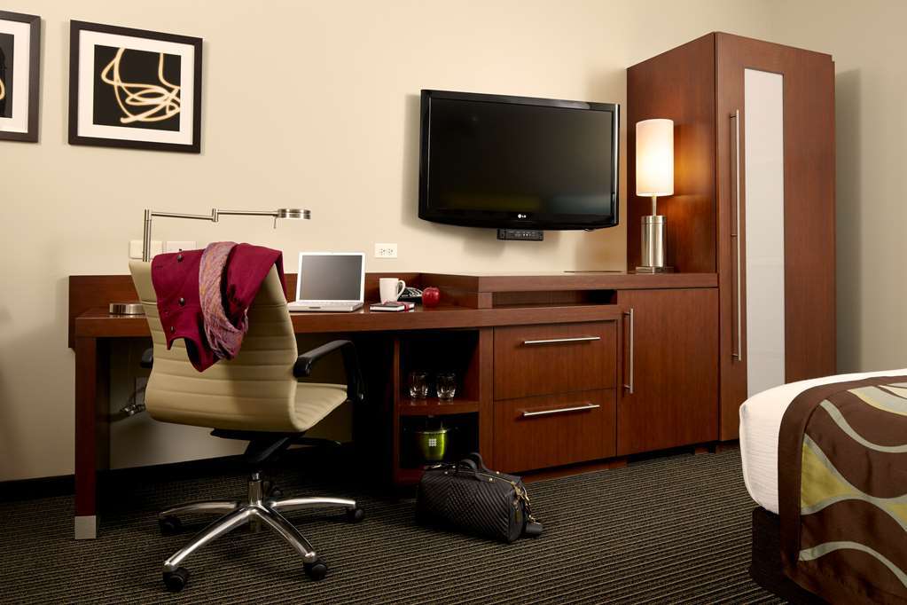 Hyatt Place Virginia Beach Town Center Room photo